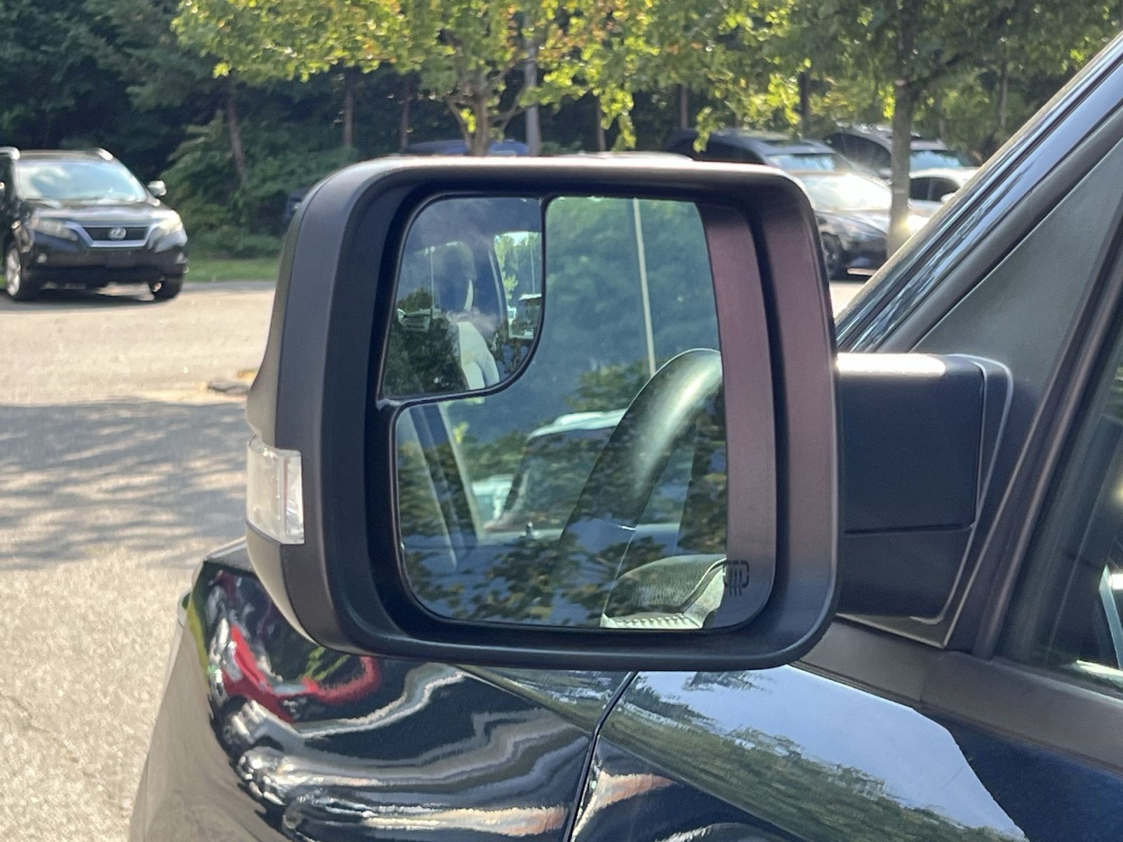 Used 2023 RAM 1500 Big Horn AWD/4WD image 15