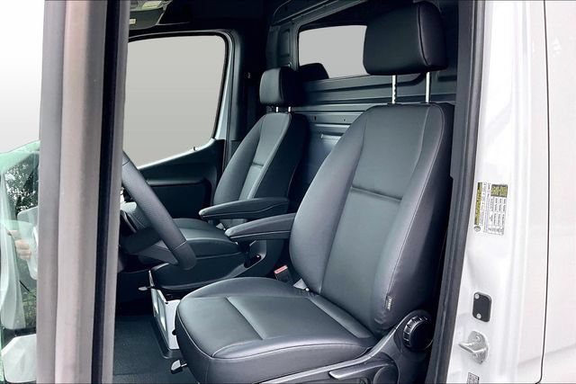 New 2026 Mercedes-Benz Sprinter 2500 image 12