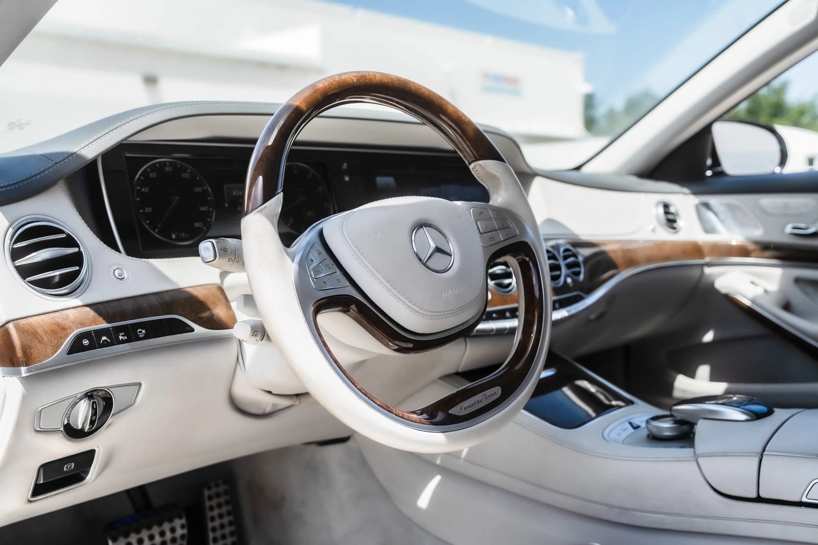 Used 2016 Mercedes-Benz S 550 Sedan image 14