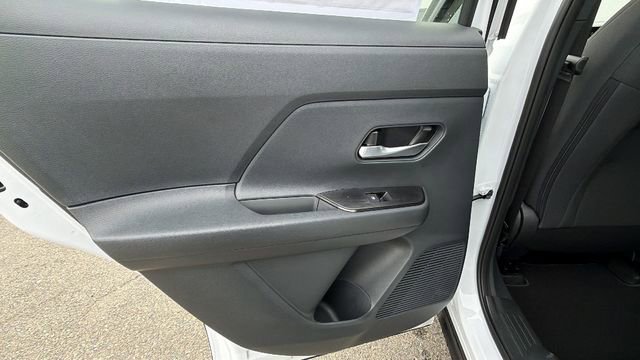 New 2026 Nissan Kicks SV w/ Cold Weather Package image 14