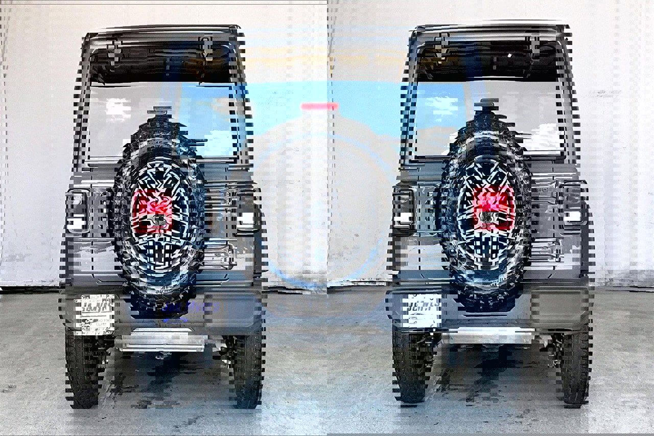 Used 2024 Jeep Wrangler Sport S image 3