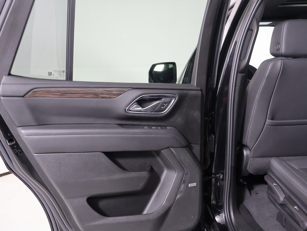 Used 2022 Chevrolet Tahoe LT w/ LT Signature Plus Package image 22