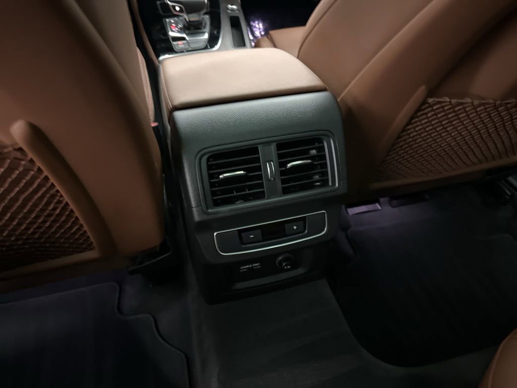 Used 2021 Audi Q5 2.0T Premium Plus w/ Premium Plus Package image 24