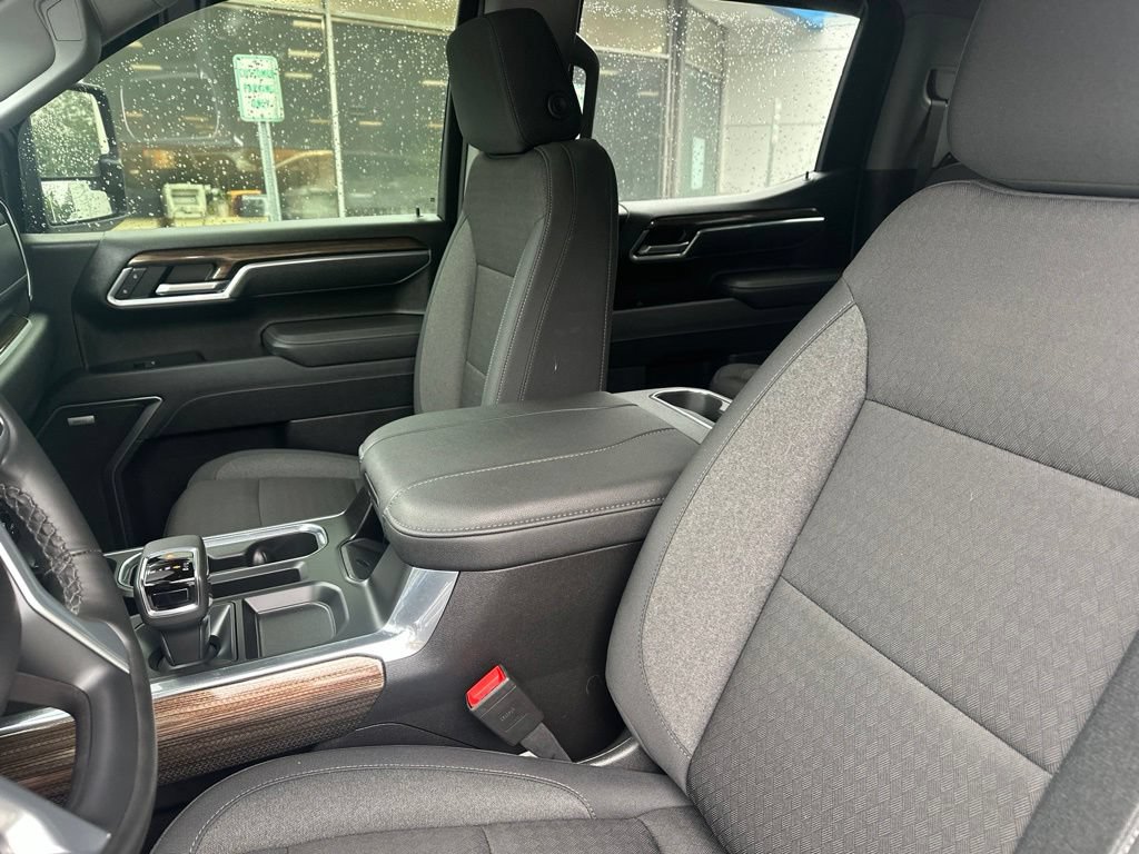 Used 2025 Chevrolet Silverado 1500 RST w/ All Star Edition Plus AWD/4WD image 11