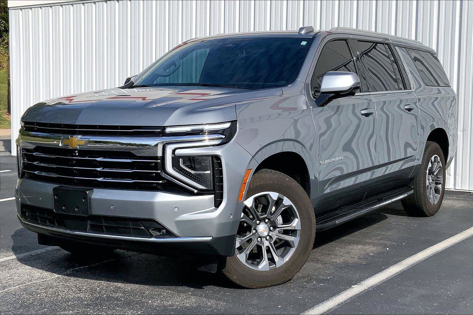 Used 2026 Chevrolet Suburban LT w/ Comfort Package