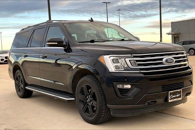 Used 2021 Ford Expedition Max XLT image 3