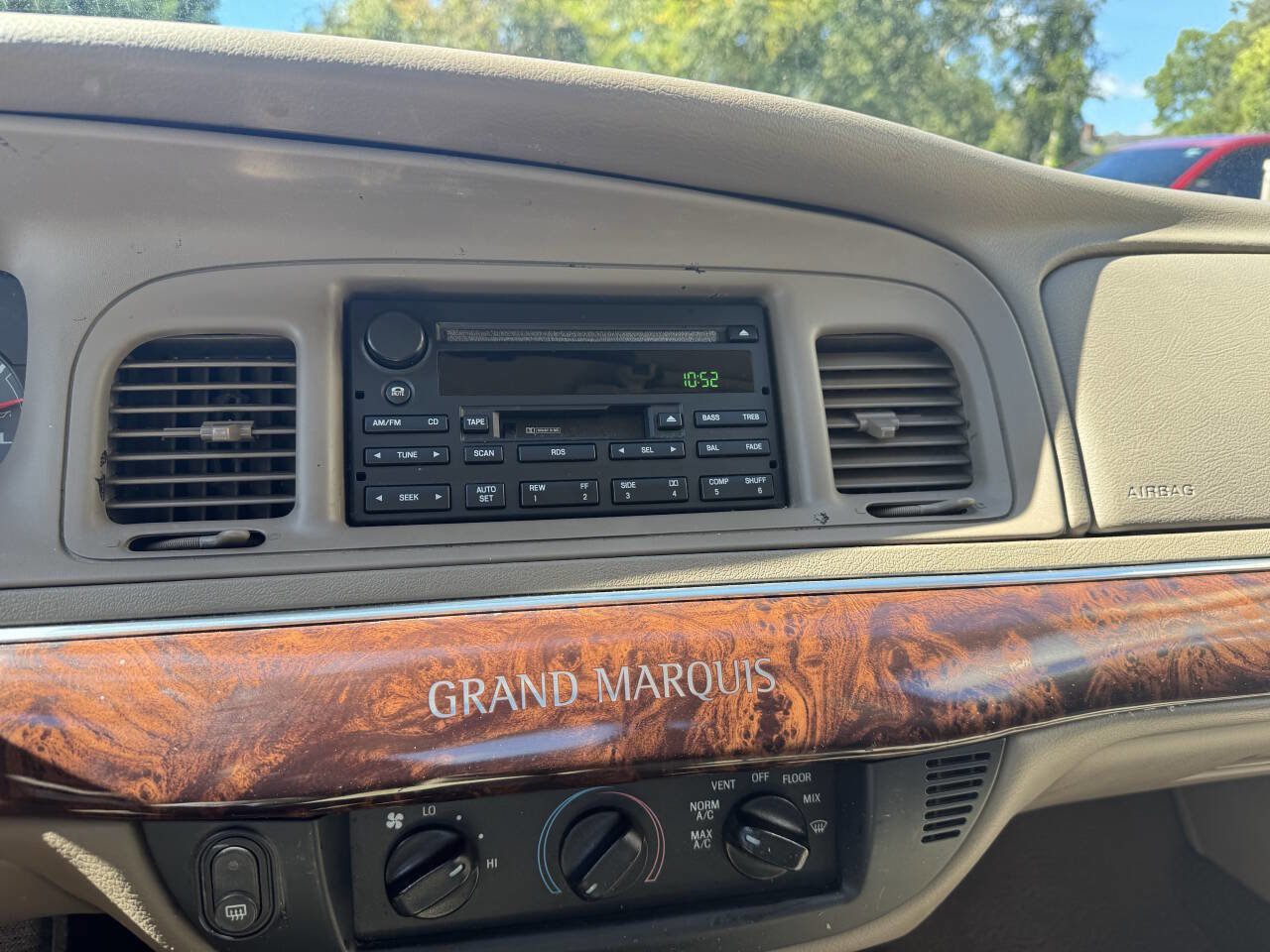 Used 2004 Mercury Grand Marquis GS image 20