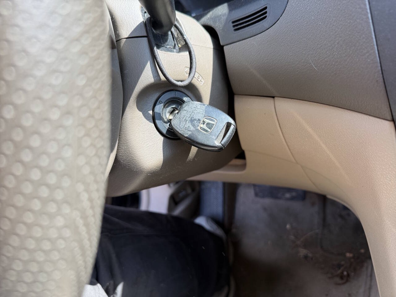 Used 2003 Honda Accord LX image 43