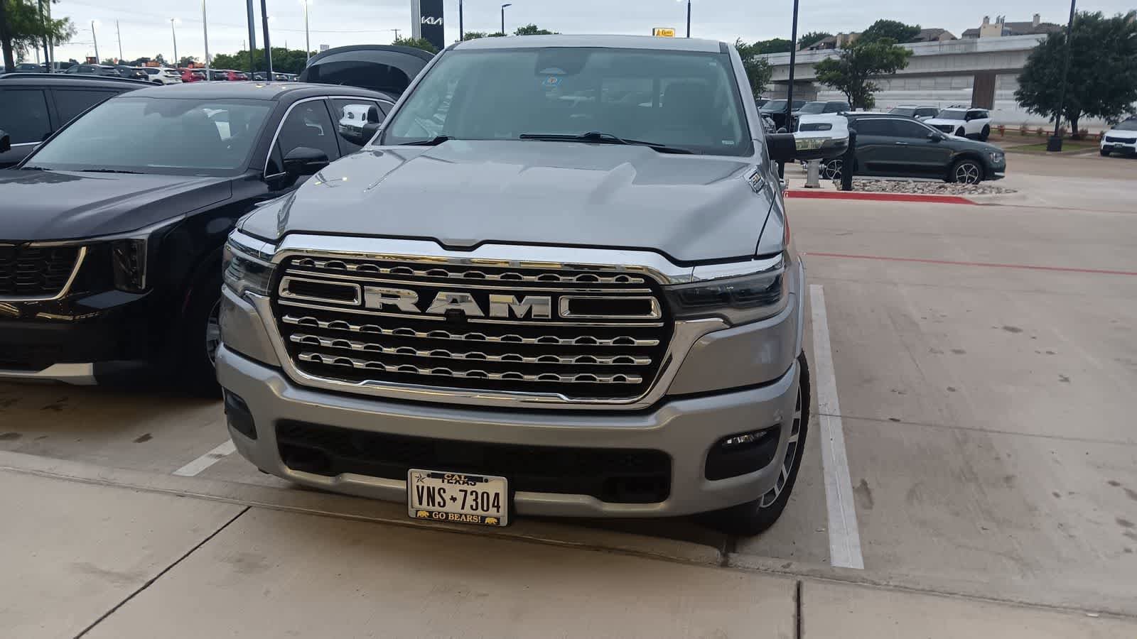 Used 2025 RAM 1500 Limited w/ Off Road Group AWD/4WD image 2