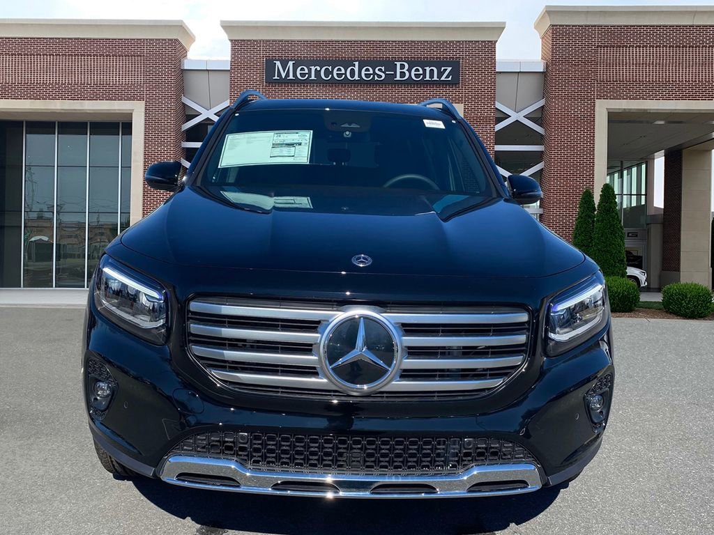 Certified 2025 Mercedes-Benz GLB 250 image 2