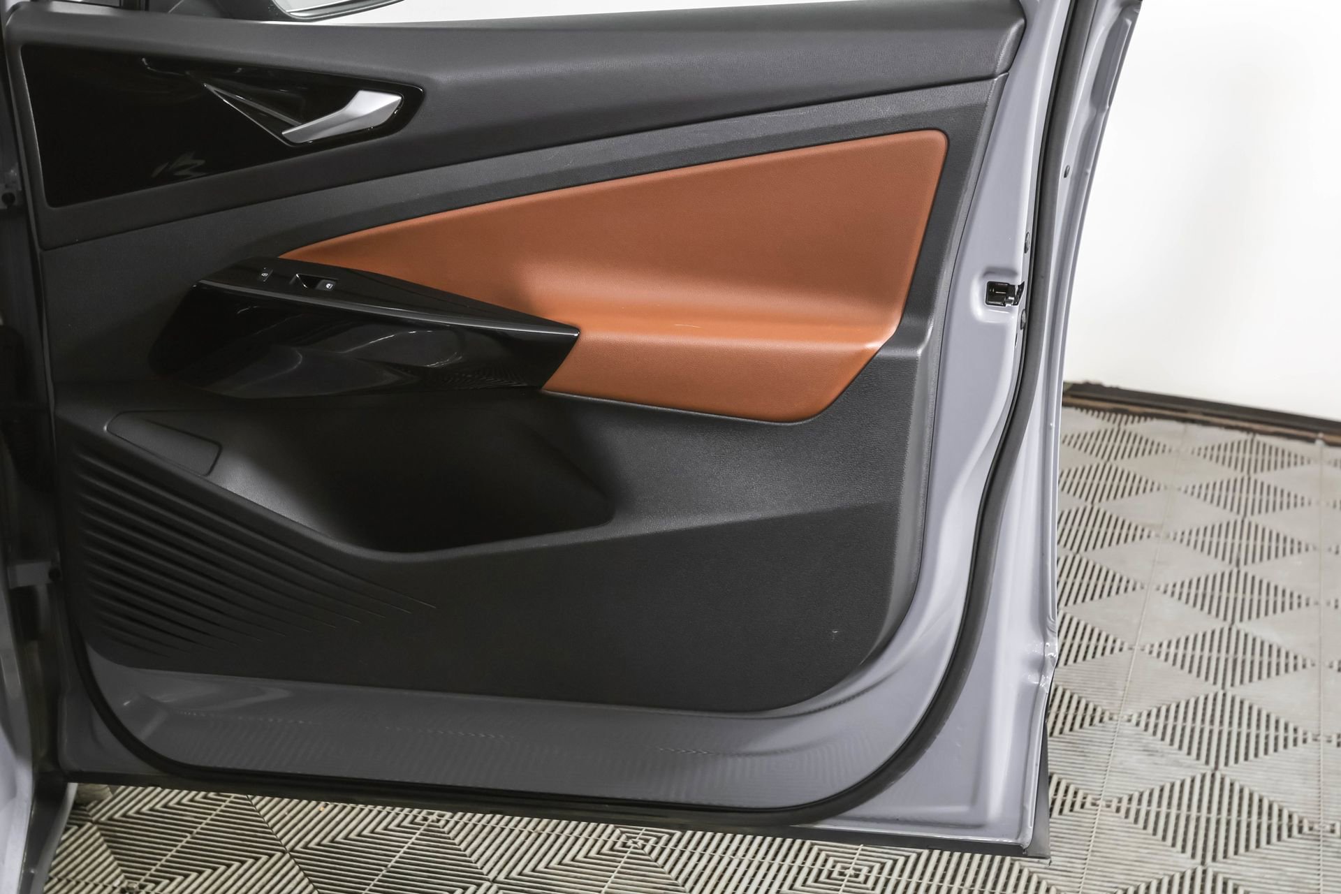 Used 2021 Volkswagen ID.4 Pro S image 49