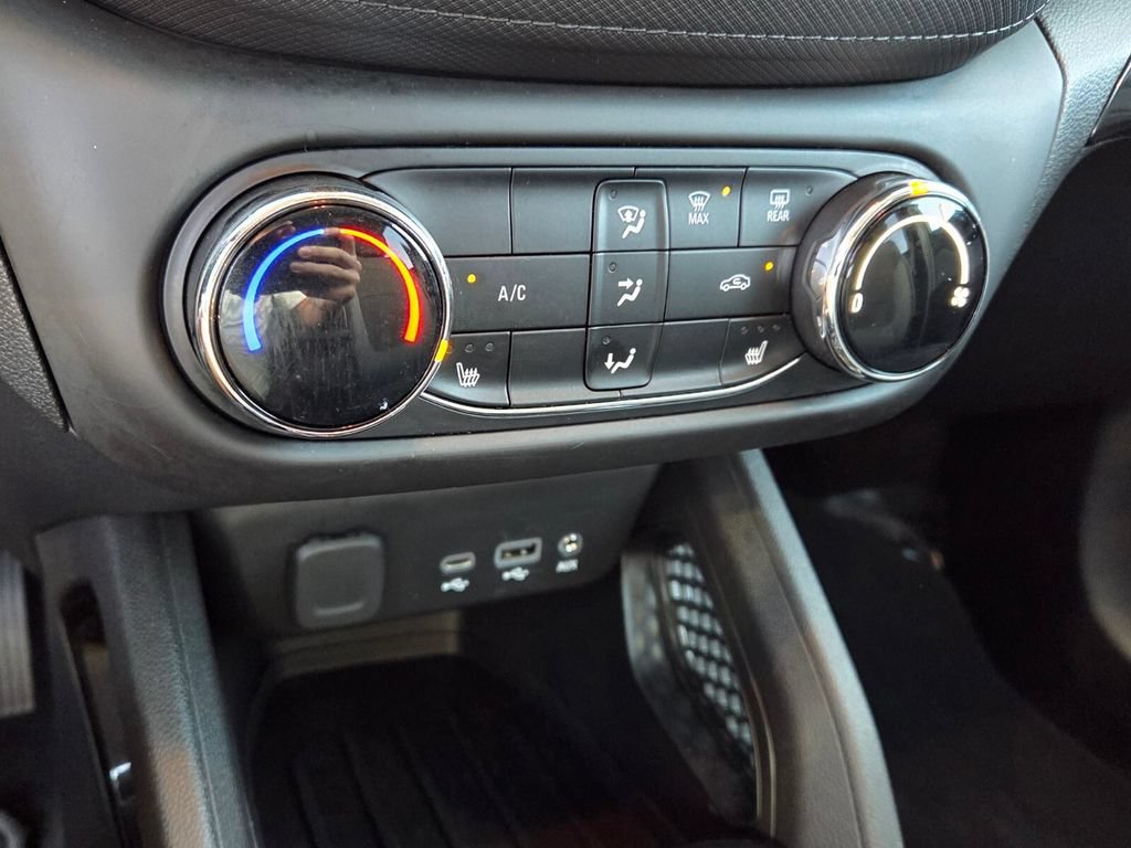 Certified 2023 Chevrolet TrailBlazer LT FWD image 22