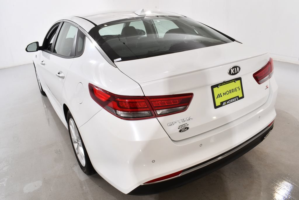 Used 2018 Kia Optima S FWD image 14