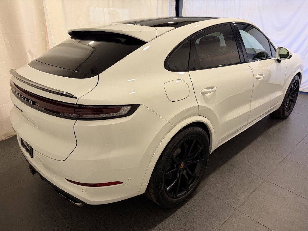 New 2026 Porsche Cayenne S AWD/4WD image 9