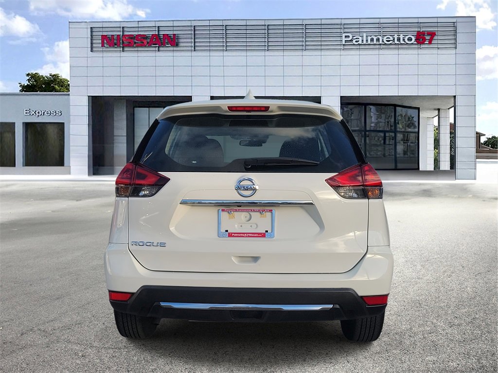 Certified 2020 Nissan Rogue S image 5