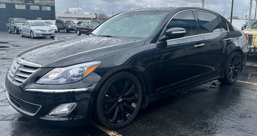Used 2014 Hyundai Genesis 5.0 R-Spec image 3