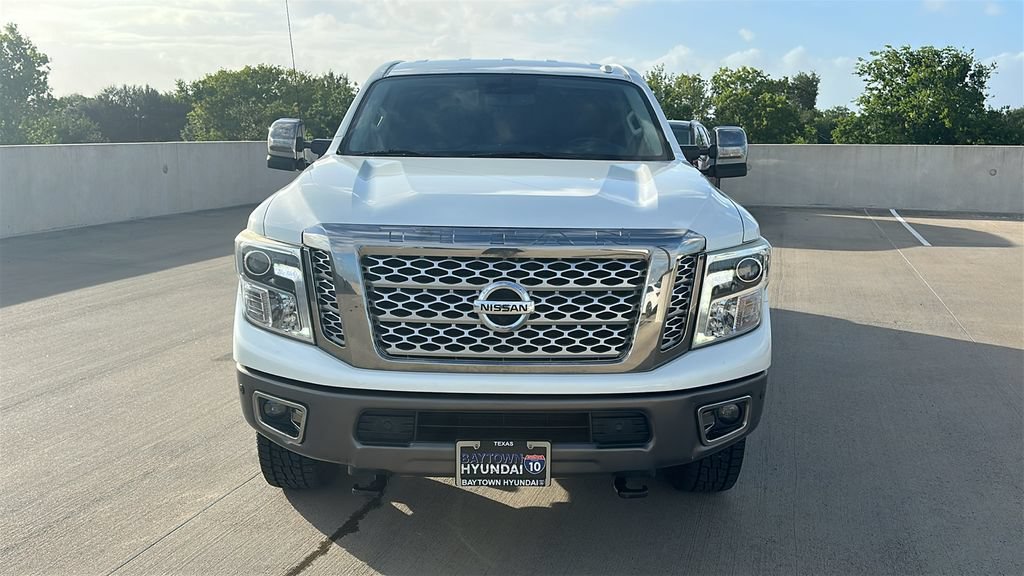 Used 2019 Nissan Titan Platinum Reserve w/ Platinum Utility Package AWD/4WD image 9