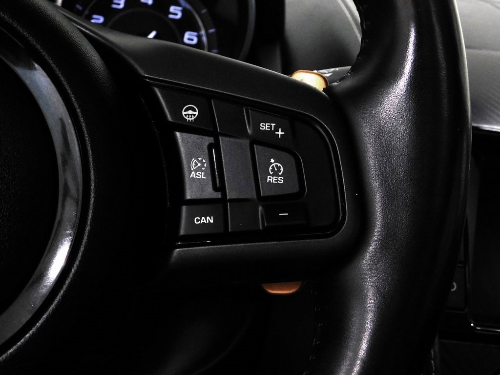 Used 2015 Jaguar F-TYPE R image 52