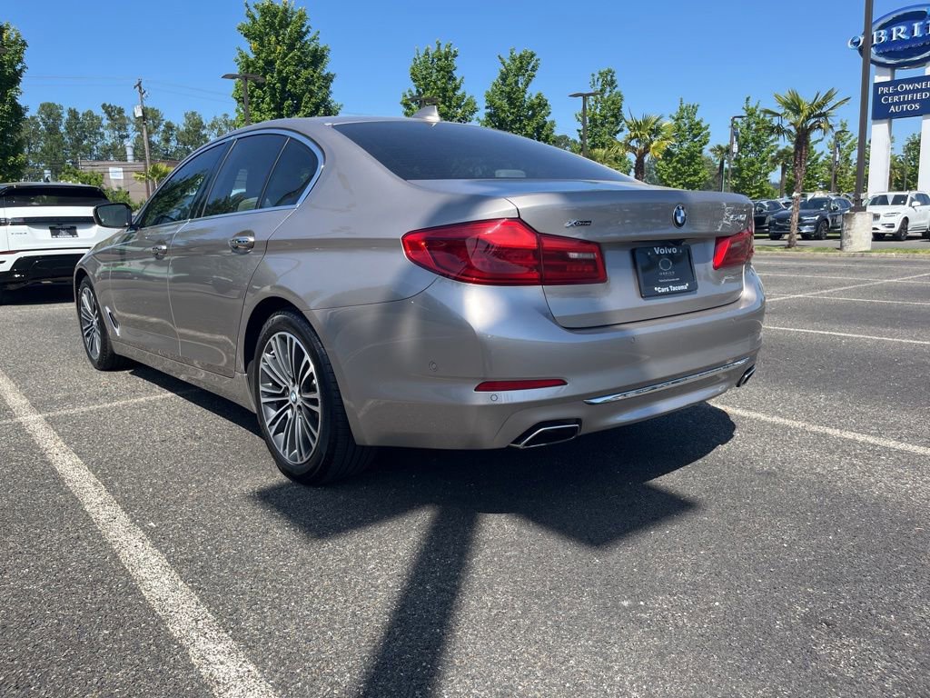 Used 2018 BMW 540i xDrive AWD/4WD image 3