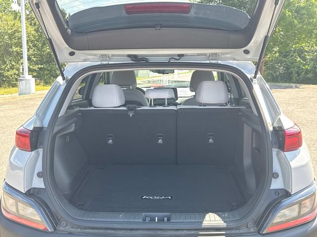 Used 2022 Hyundai Kona SEL w/ Convenience Package FWD image 13