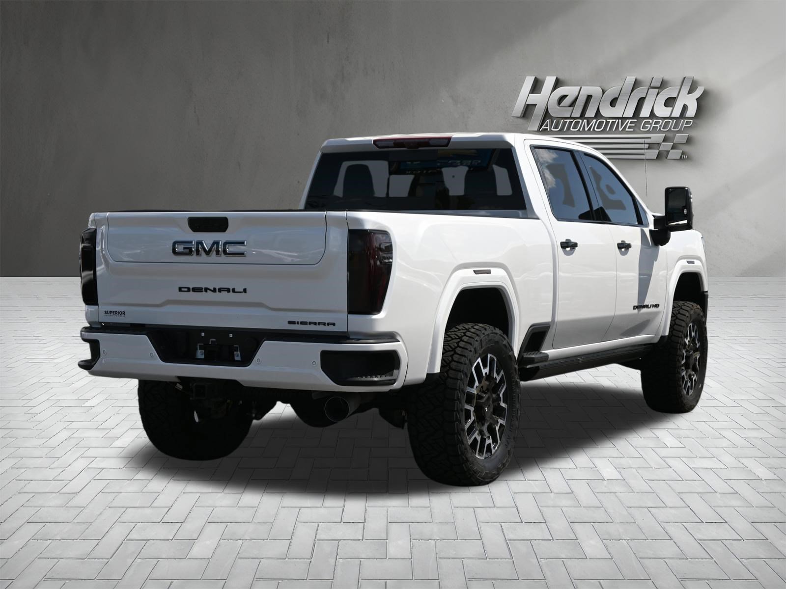 Used 2025 GMC Sierra 2500 Denali Ultimate image 10