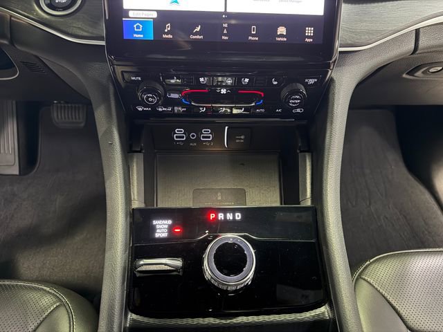 Used 2024 Jeep Grand Cherokee L Limited w/ Luxury Tech Group II image 23