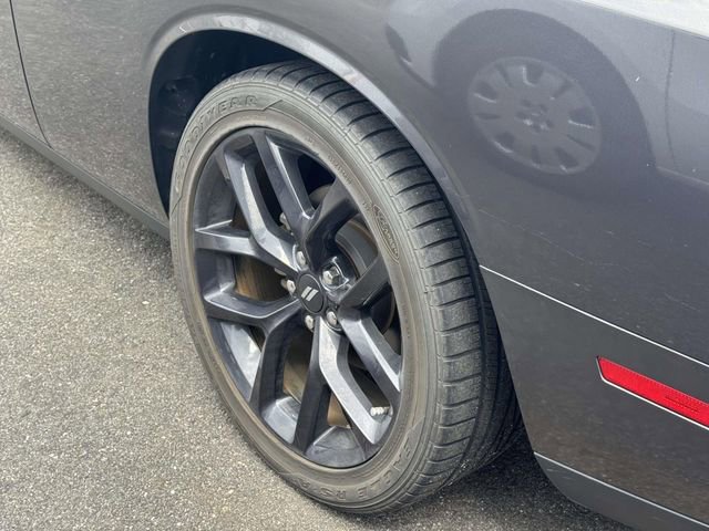 Used 2021 Dodge Challenger R/T w/ Blacktop Package RWD image 11