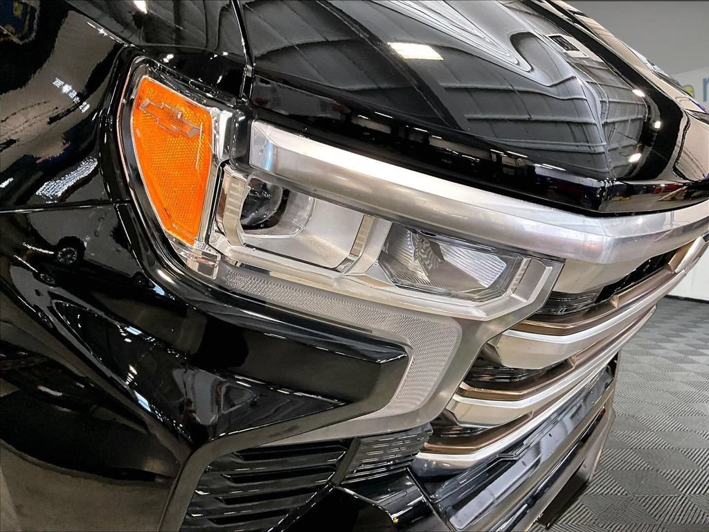 Used 2022 Chevrolet Silverado 1500 High Country w/ High Country Premium Package AWD/4WD image 34