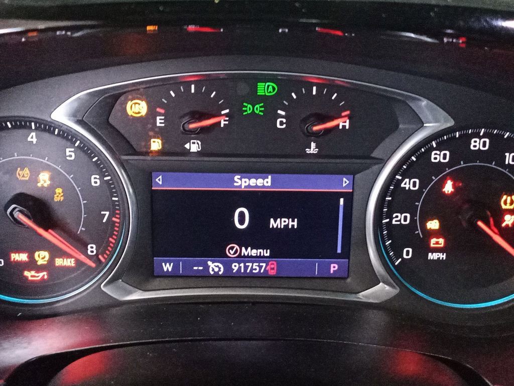 Used 2021 Chevrolet Traverse RS FWD image 19