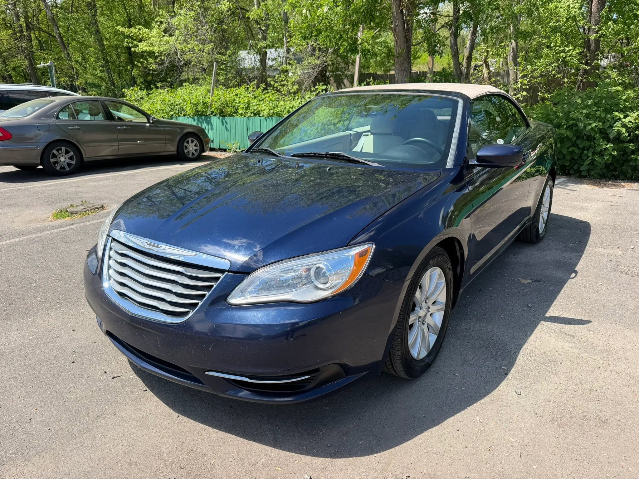 Used 2014 Chrysler 200 Touring FWD image 34
