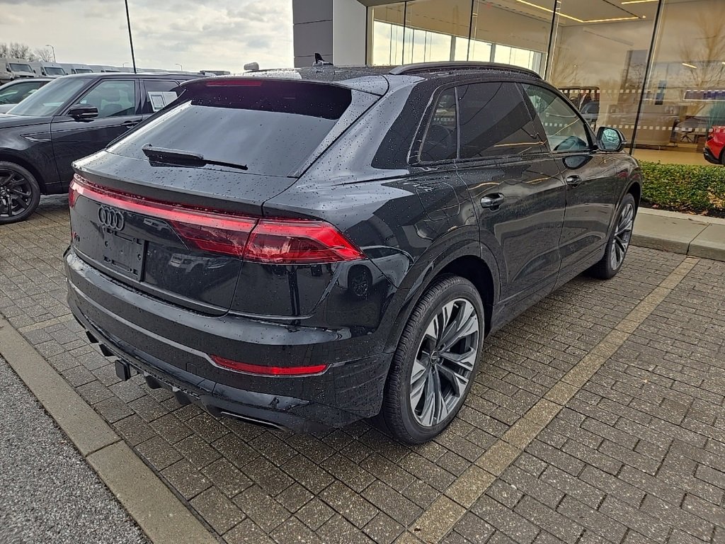 Used 2025 Audi Q8 Premium Plus image 5