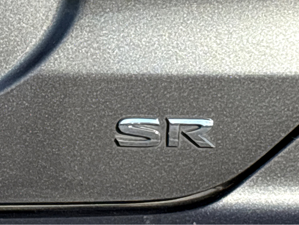 Used 2022 Nissan Kicks SR w/ Premium Package FWD image 19