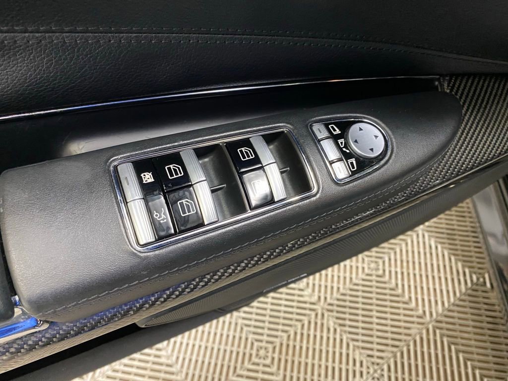 Used 2013 Mercedes-Benz CL 63 AMG image 20