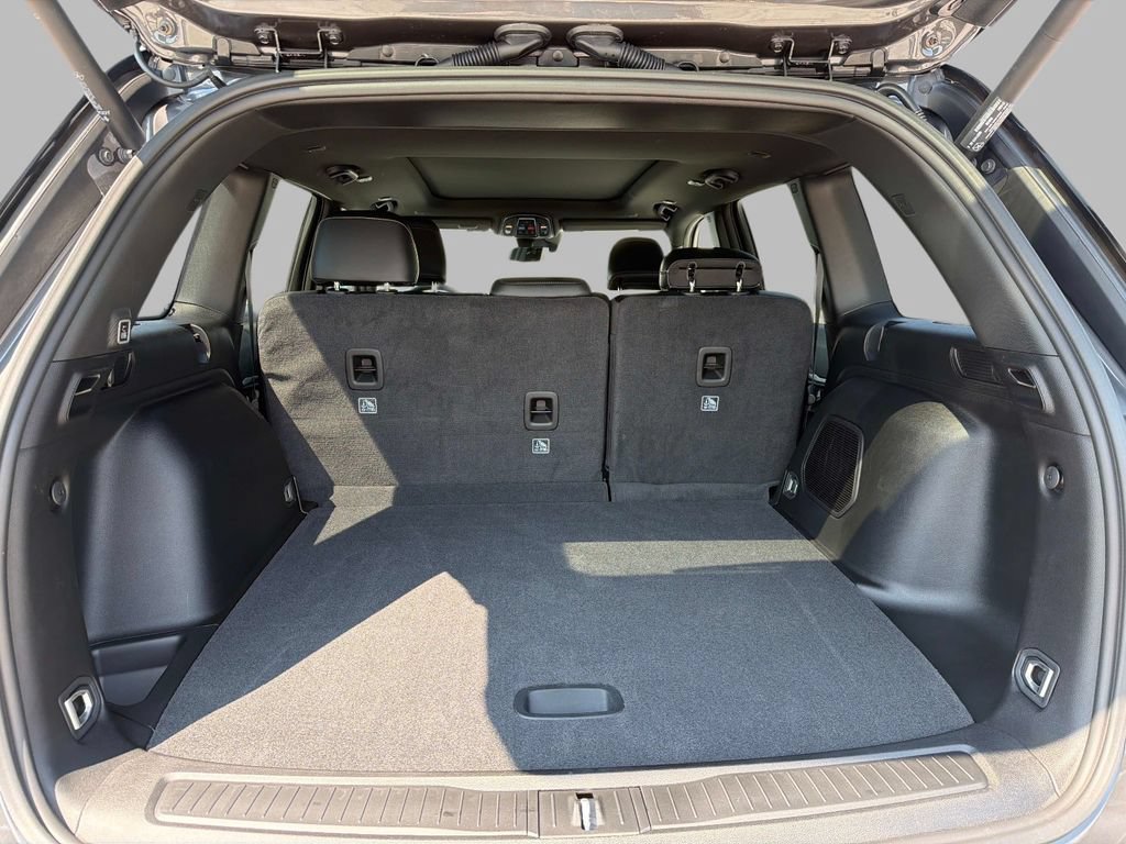 New 2026 Jeep Grand Cherokee Limited AWD/4WD image 4