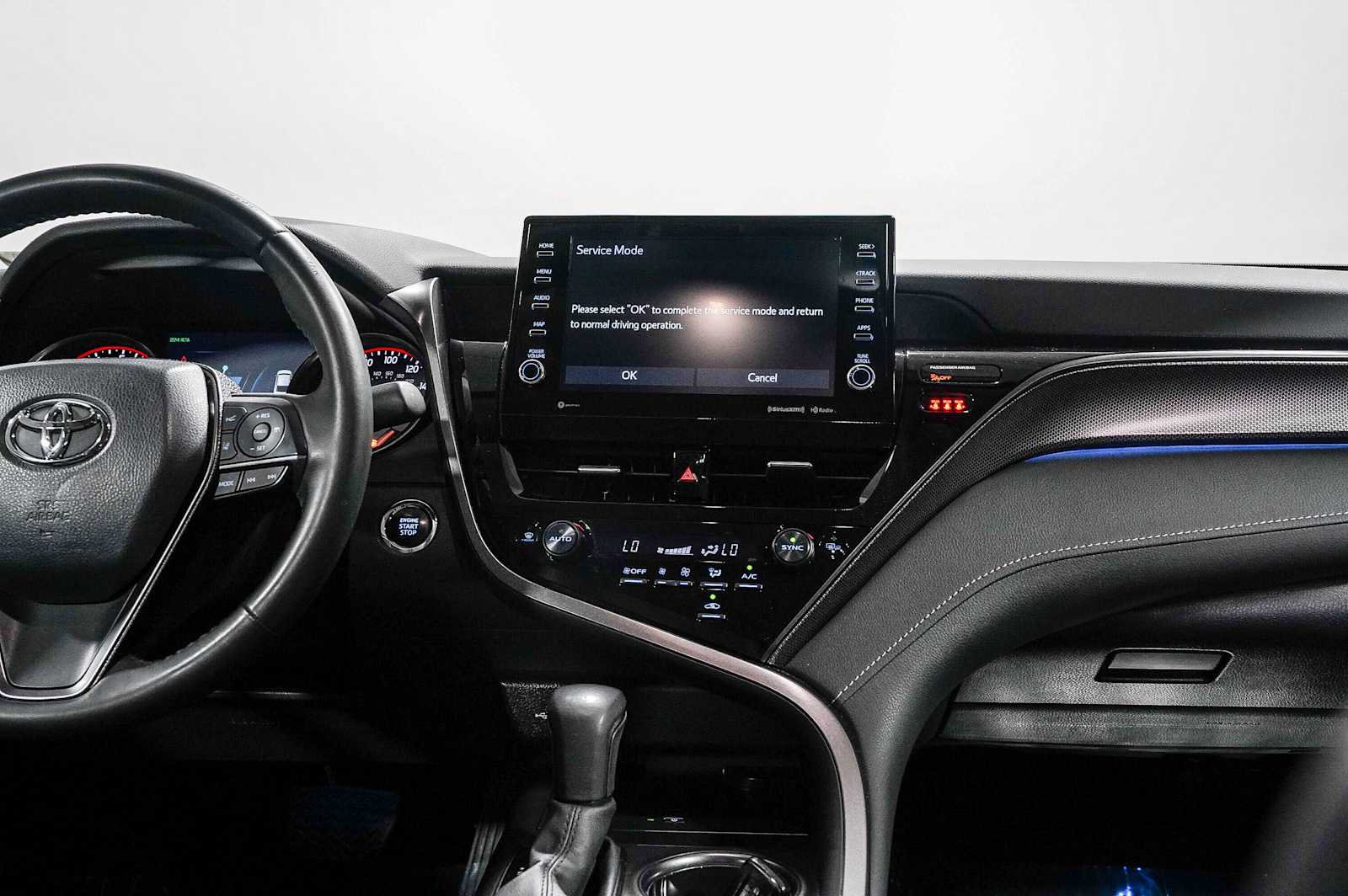 Used 2024 Toyota Camry XSE w/ Blackout Package (TMS) FWD image 13