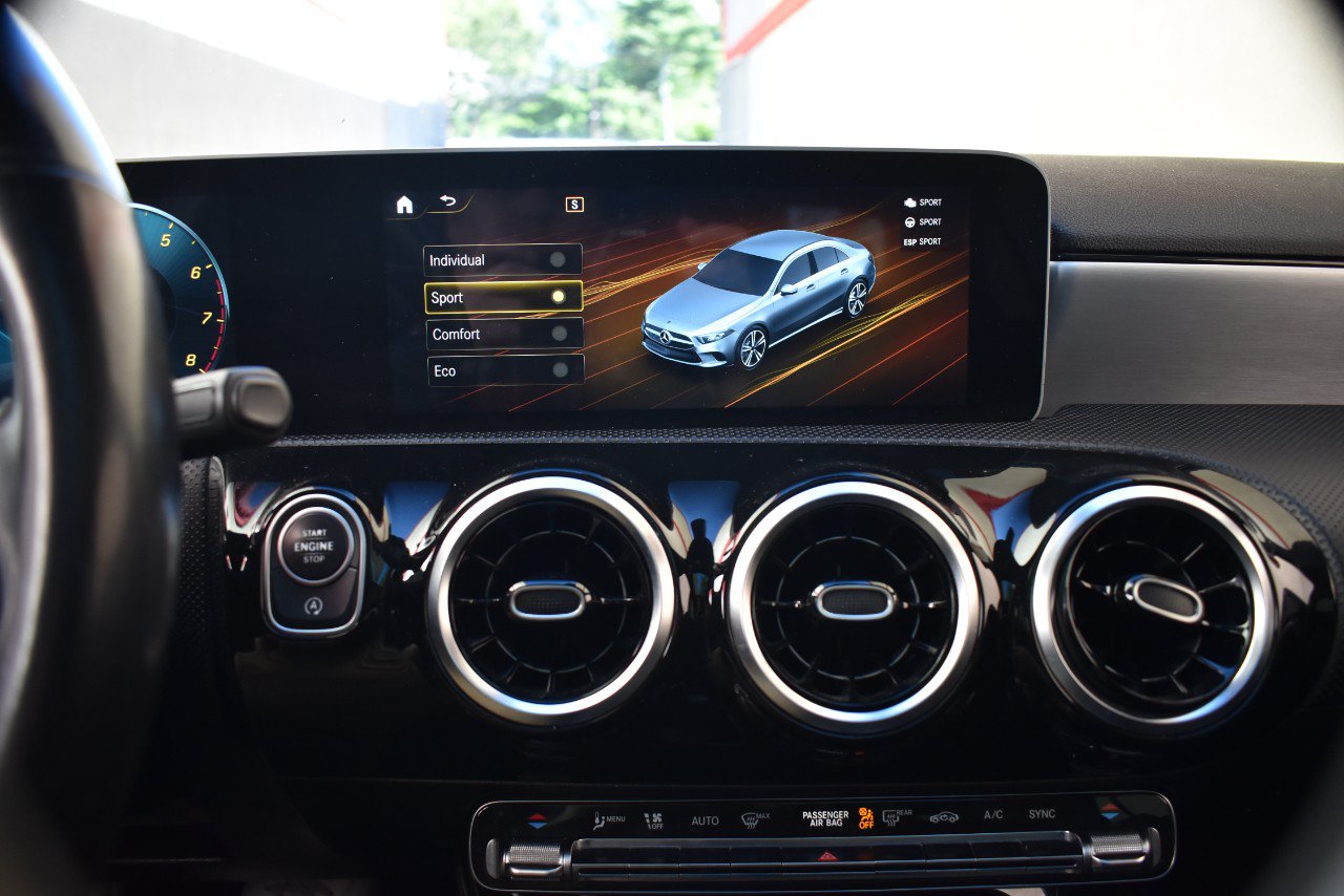 Used 2019 Mercedes-Benz A 220 4MATIC image 28