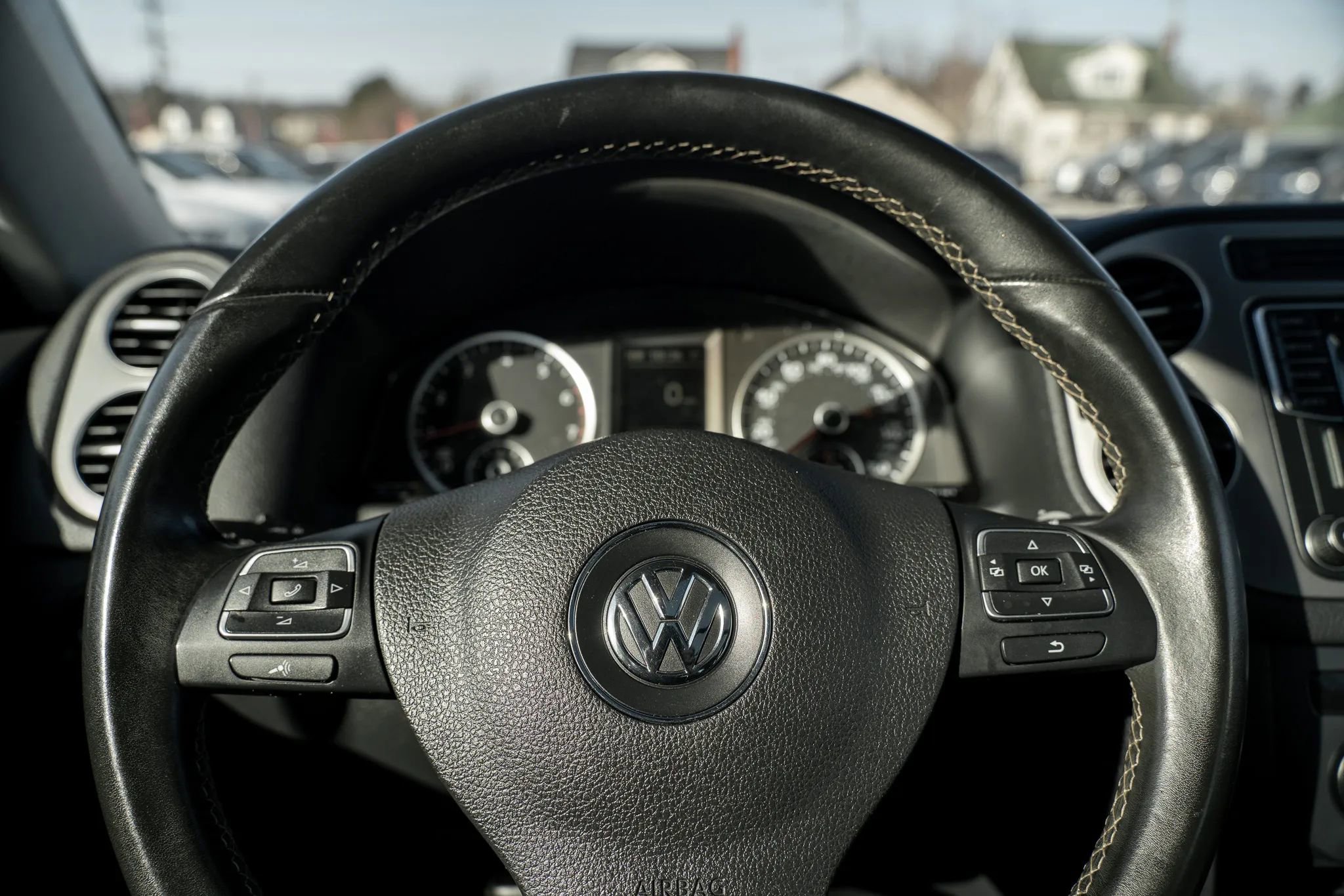 Used 2016 Volkswagen Tiguan SE image 17