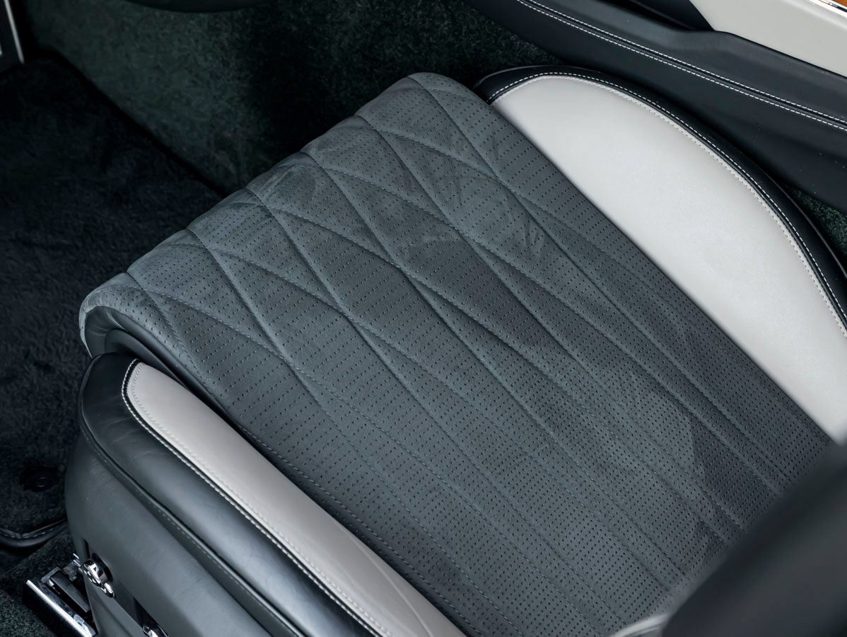 Certified 2023 Bentley Flying Spur S V8 AWD/4WD image 18