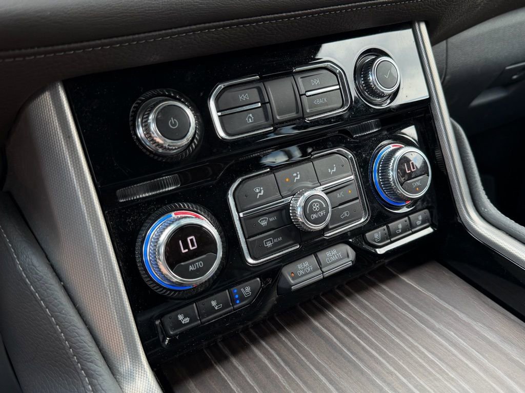 Used 2021 GMC Yukon XL Denali image 23