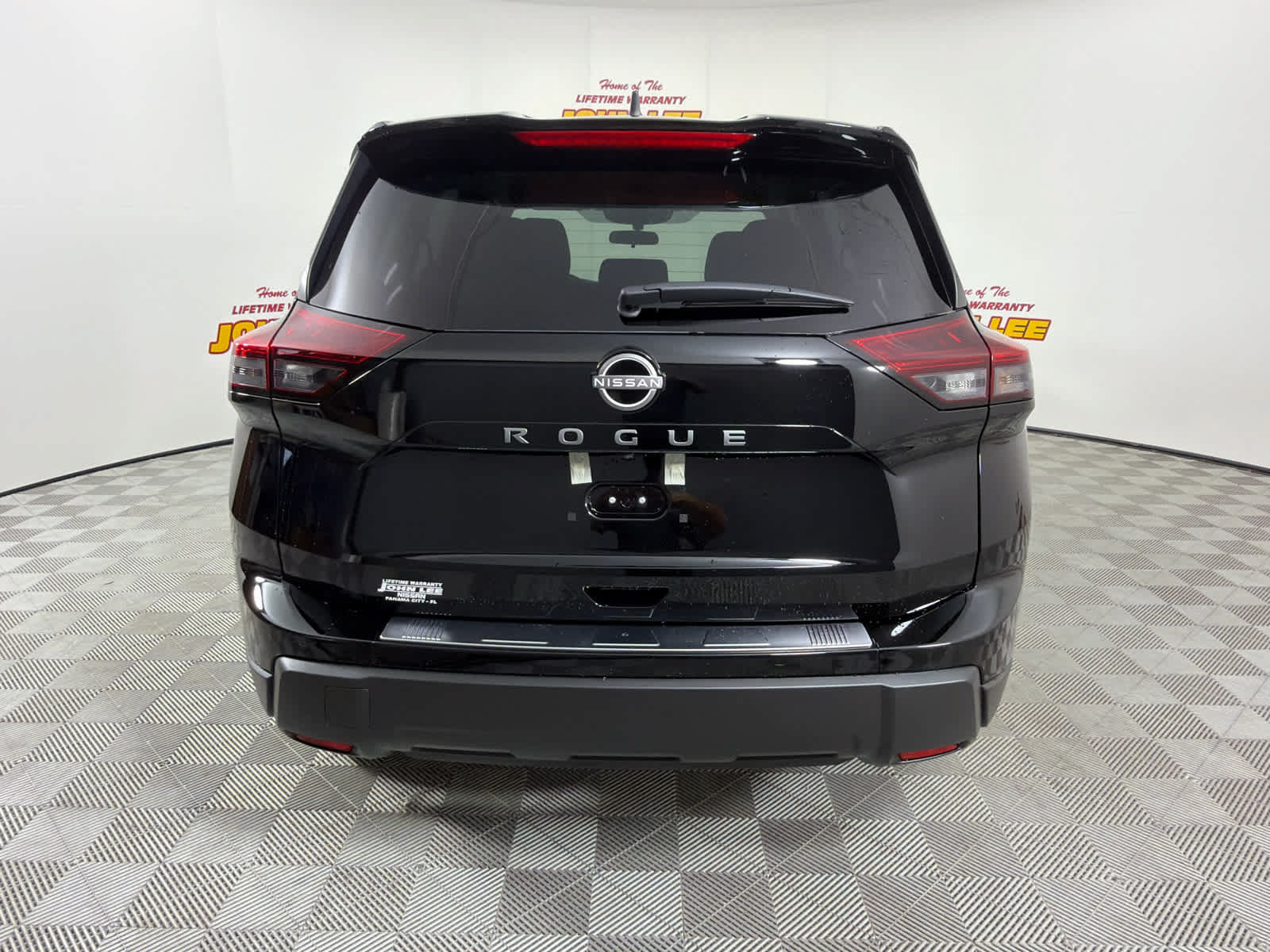New 2026 Nissan Rogue SV FWD image 4