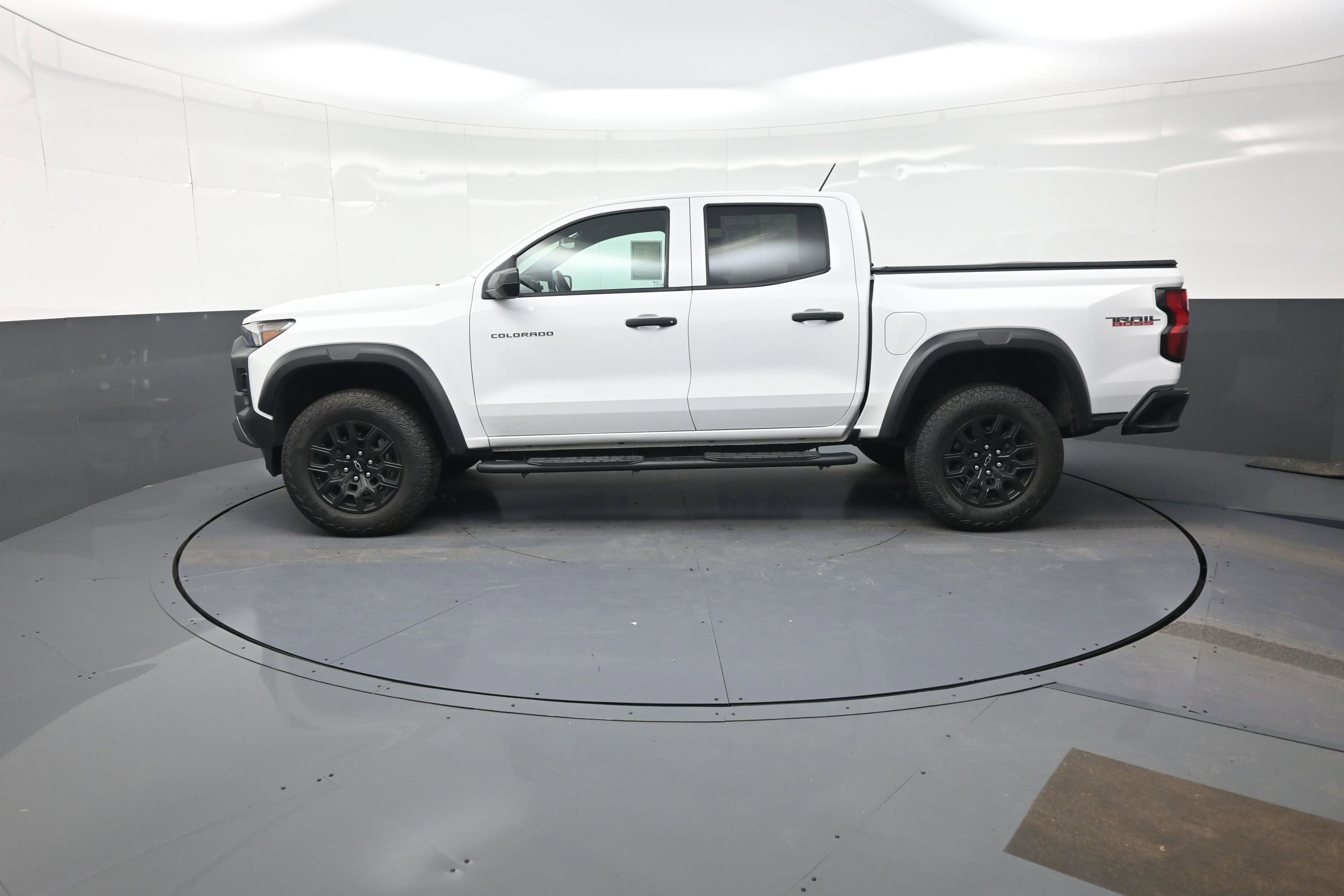 Used 2023 Chevrolet Colorado Trail Boss w/ Advanced Trailering Package image 6