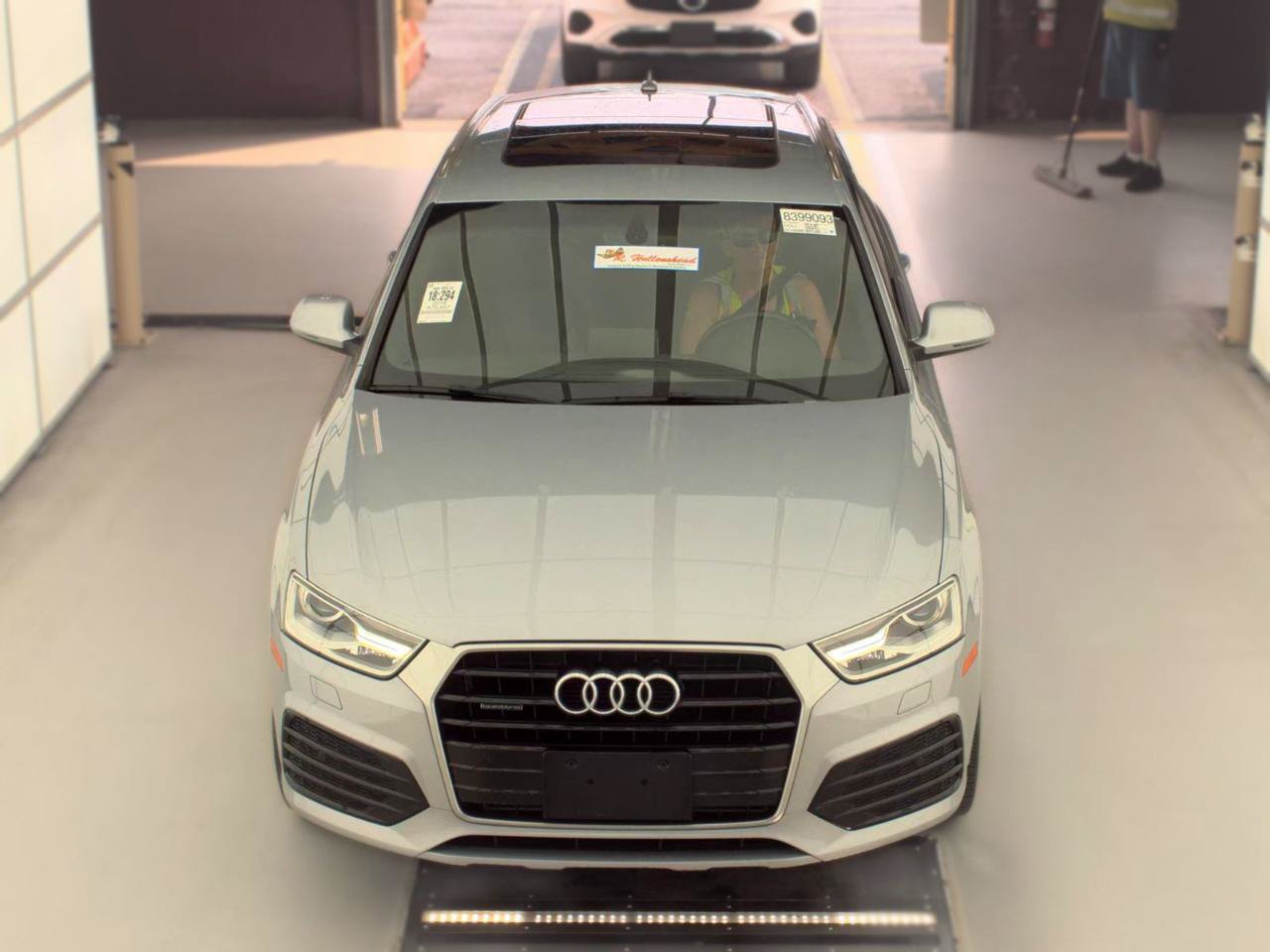 Used 2018 Audi Q3 2.0T Premium w/ Convenience Package AWD/4WD image 6
