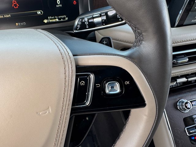 Used 2022 Lincoln Aviator Reserve w/ Equipment Group 201A image 27