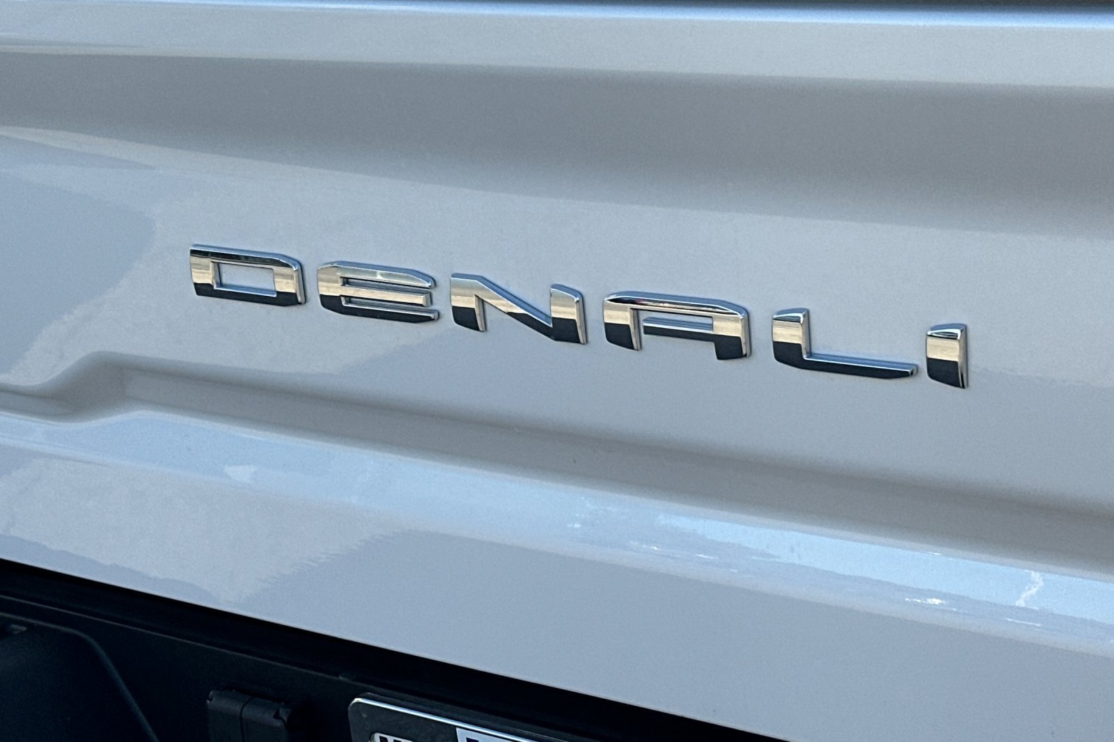 Used 2024 GMC Sierra 2500 Denali Ultimate AWD/4WD image 27