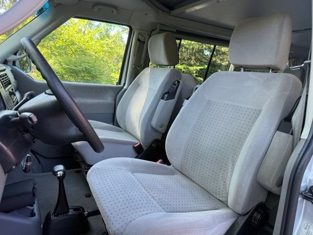 Used 2003 Volkswagen Eurovan MV FWD image 8