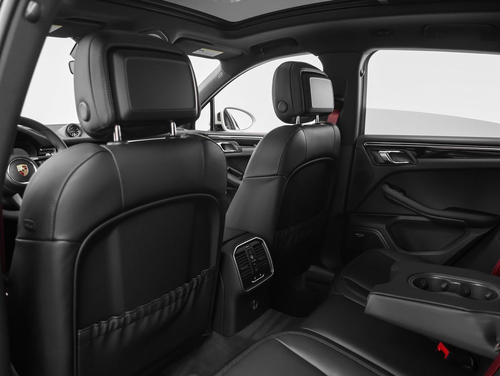 New 2026 Porsche Macan image 41