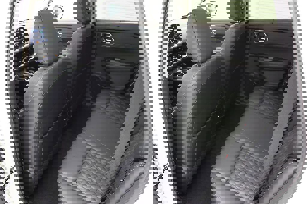 Used 2023 Nissan Rogue Platinum w/ Platinum Premium Package image 10