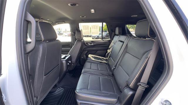 Used 2023 GMC Yukon SLT image 65