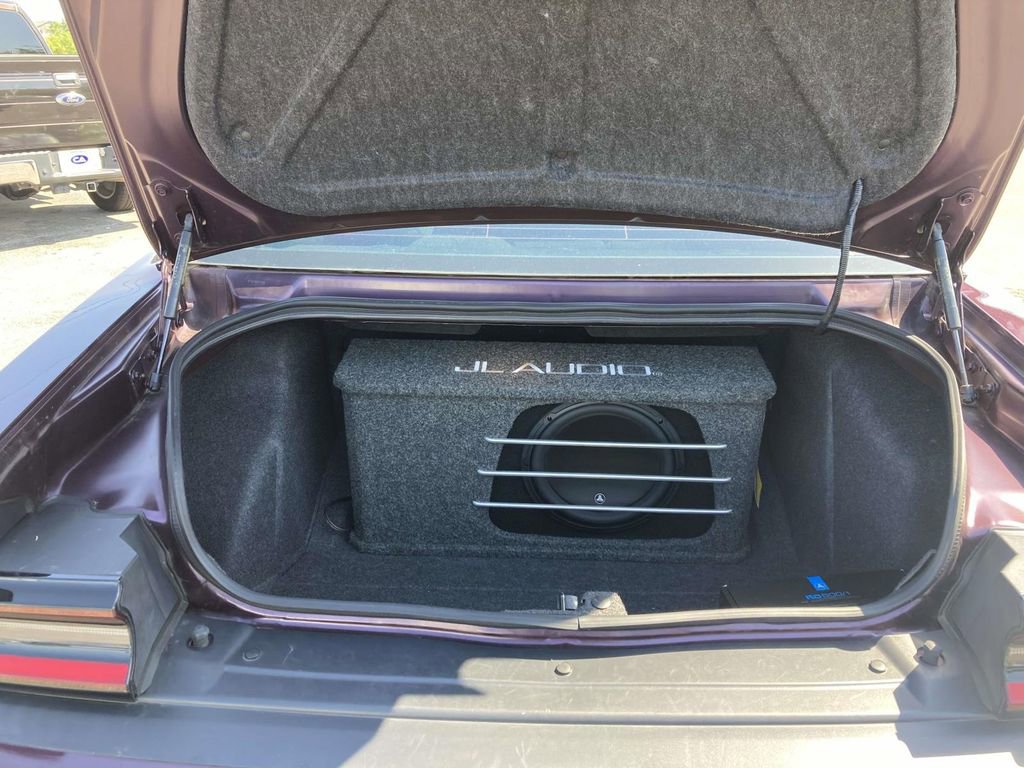 Used 2021 Dodge Challenger SXT w/ Blacktop Package image 14