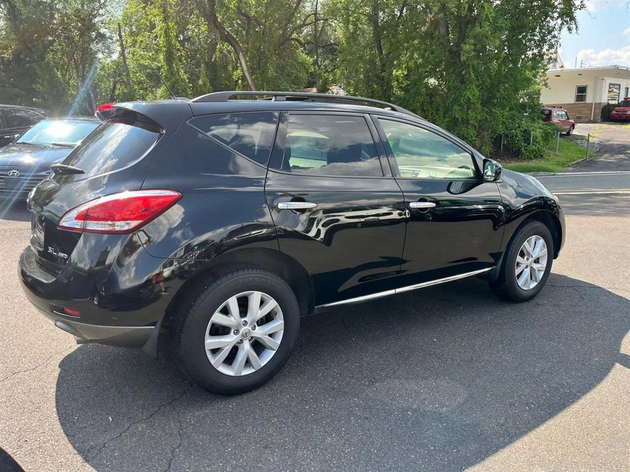 Used 2014 Nissan Murano SL w/ Navigation Package AWD/4WD image 5